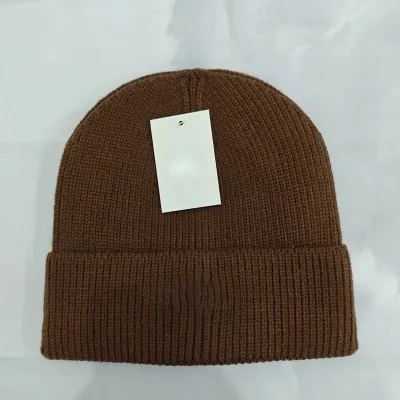 Bonnet en tricot brodé de lettres, unisexe – image 2