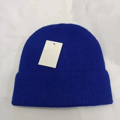 Bonnet en tricot brodé de lettres, unisexe – image 3