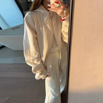 Manteau ample à capuche pour femme en polyester – image 3